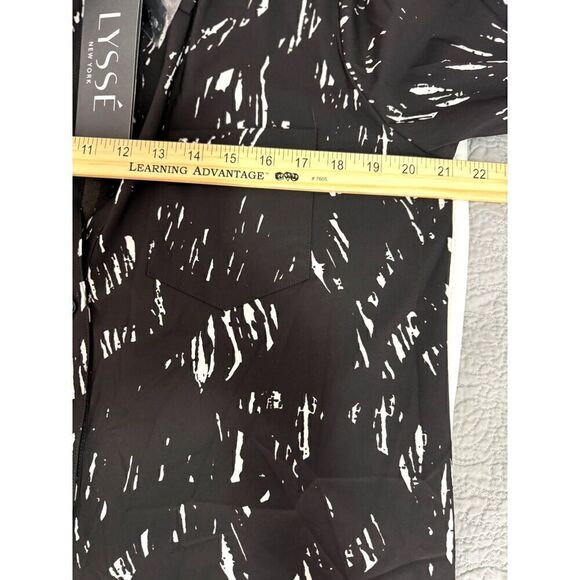 NWT Lyssé Nylon Blend Long Sleeve Designer Top Sz L Black and White Design - Picture 13 of 13